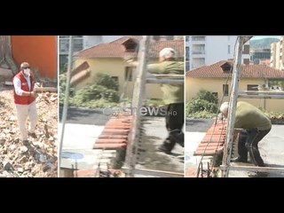 Tension ne "Vasil Shanto" familja kundershton shembjen e baneses, nga tarraca u hedh tjegulla