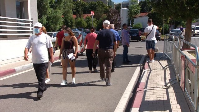 Ora News - Ulen ndjeshëm shifrat e Covid-19, në 24 orë më shumë të shëruar se sa të infektuar