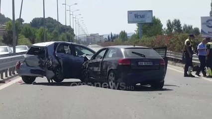 Ora News - Video/ Aksident i trefishtë në Golem, humb jetën një grua