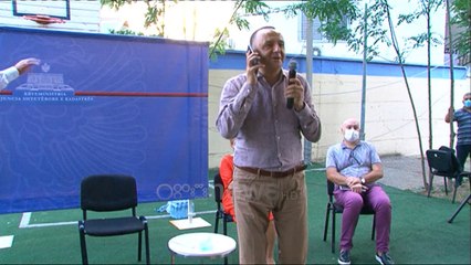 Qytetari i kërkon vërtetim për lejen e legalizimit, Lame: Tani të marr Edi Ramën në telefon?