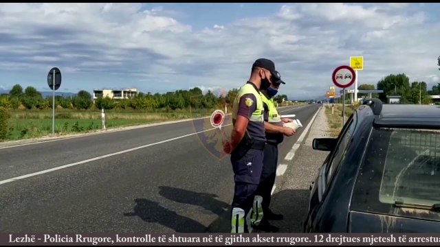 Report TV -Policia bën 'namin' në Lezhë, tërheq 332 patenta dhe vendos 3992 gjoba gjatë gushtit