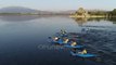 Ora News - Xhirot me Kanoe, trendi i verës në ujërat e liqenit të Shkodrës