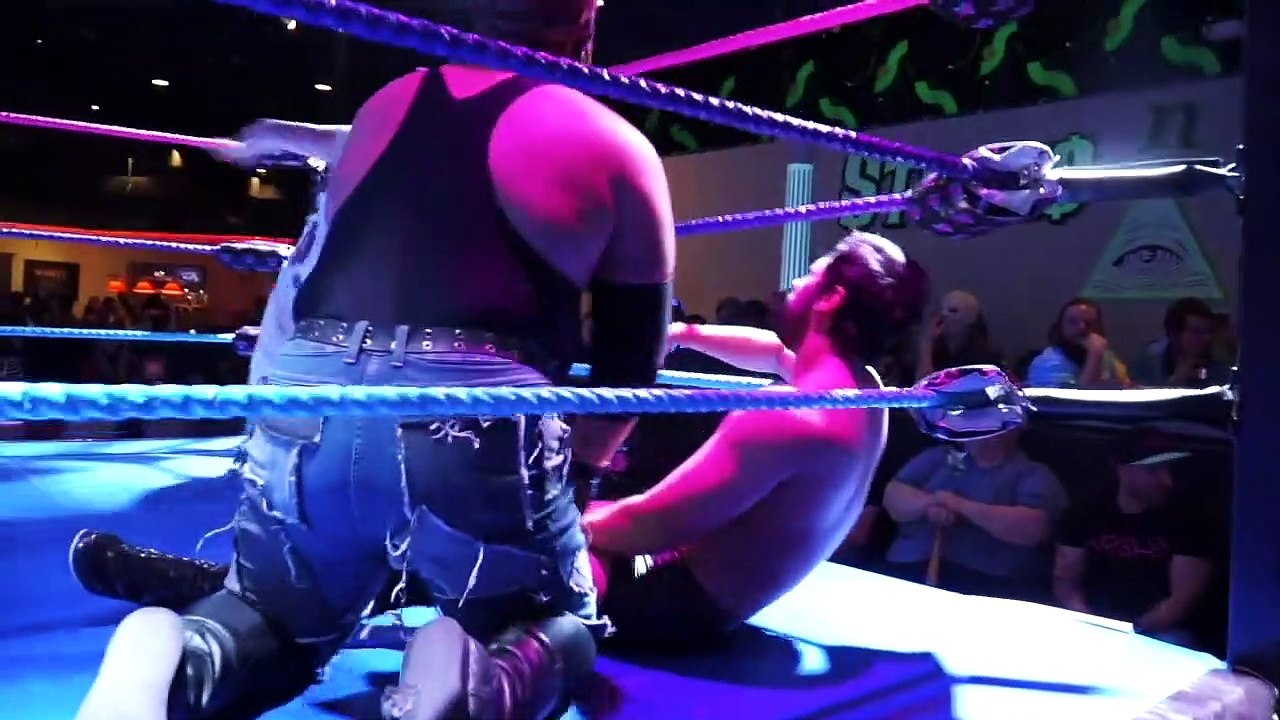 Magnum Pro - Friday The 16 Redwing Takes Ralston 001