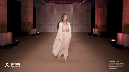 Merceds Benz Fashion Week Instambul Simay Bülbül