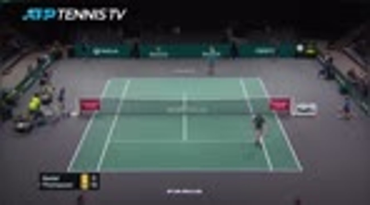 Nadal moves through to Paris Masters quarters