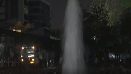 Mumbai: Water pipeline bursts in Marol area