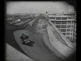 L'usine Fiat du « Lingotto » à Turin (1931)