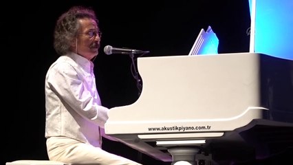 (ARŞİV) Sanatçı Timur Selçuk, hayatını kaybetti - İSTANBUL