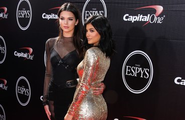 Kendall e Kylie Jenner ficaram sem se falar após briga