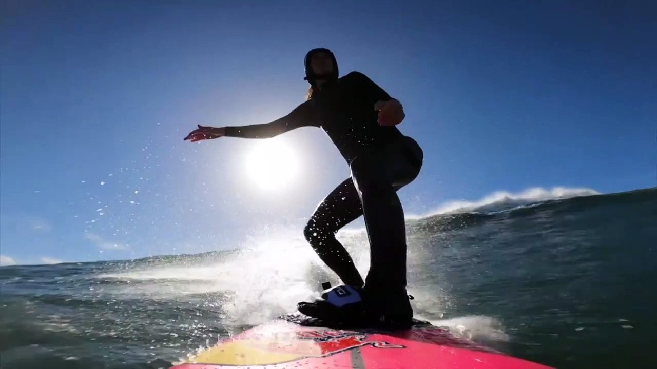 "magisch!": französin justine dupont surft riesenwelle