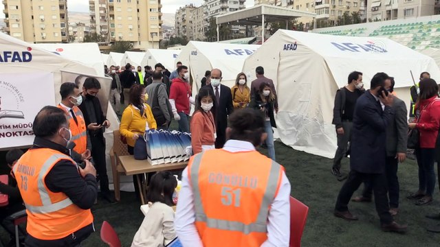 Binali Yıldırım, çadır kenti ziyaret etti - İZMİR