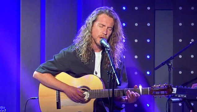 Julien Doré - Nous (Live) - Le Grand Studio RTL