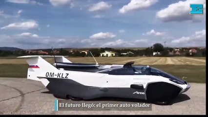 El futuro llegó el primer auto volador