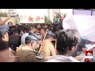 Vijay fans attacked in Theri audio launch