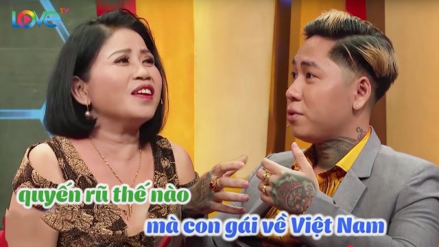 Con gái bỏ công việc ở nước ngoài lấy trai xăm trổ, chàng rể khiến mẹ vợ ĐỨNG HÌNH ngay lần đầu gặp