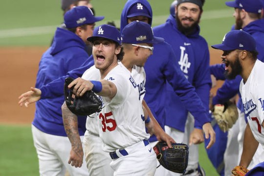 Dodgers Advance to World Series After Winning NL Pennant