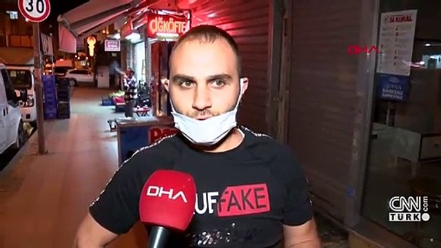 Rastgele 2 kişiyi bıçakladı, 1 kişiyi darbetti