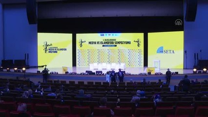 Adalet Bakanı Gül: "Türkiye, insanları haklarıyla yaşatma başarısıyla dünyaya örnek olmaktadır"