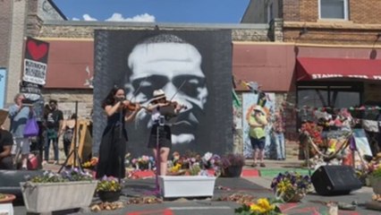 EE.UU. clama por una reforma policial en el aniversario de la muerte de Floyd