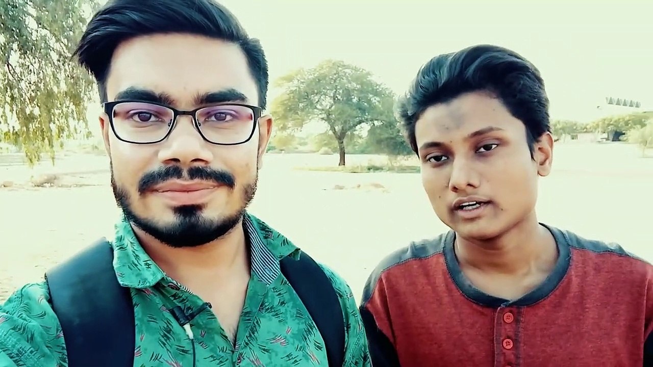 golgappay challenge spicy Desi Pro in Karachi - food vlog - Aysan khan Vlogs # 15