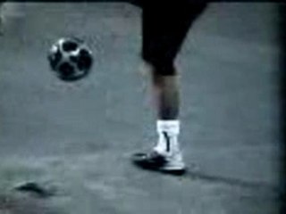 Ronaldinho dans ses oeuvres