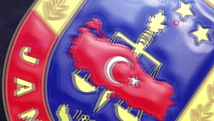 Bursa’da vatandaşları 150 milyon dolandıran suç örgütü çökertildi