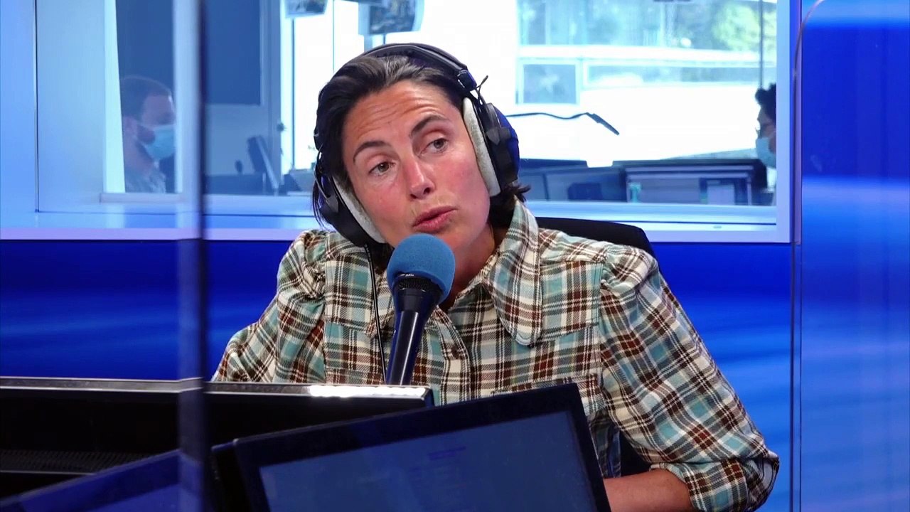 "J'ai espéré qu'on m'oublie" : Alessandra Sublet raconte ses pires bourdes en direct