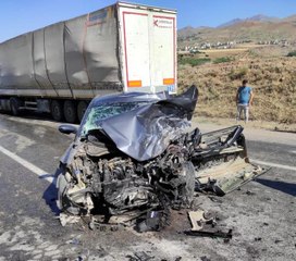 Batman'da beton mikseri ile otomobil çarpıştı: 1 ölü, 1 yaralı