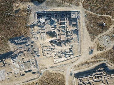 KÜLTEPE'DEKİ KAZILARDA DİNİ İNANÇ SEMBOLLERİNİN DEVAMI AÇIĞA ÇIKARILACAK