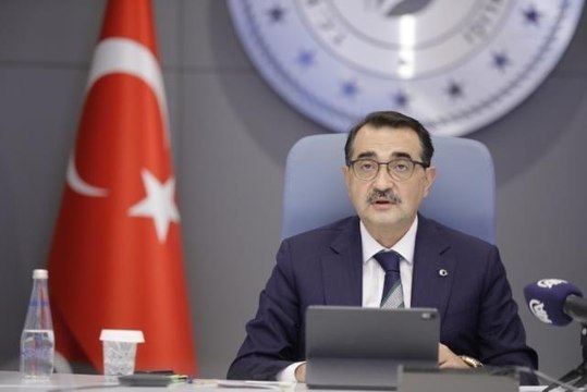 Son dakika haberi... Bakan Dönmez: Bütün gayretimiz enerji teknolojilerinin hem yerlileştirilmesi hem de önemli bir ihracat kalemi haline gelmesidir