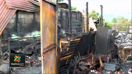 tn7-incendio-consume-cuatro-casas-en-san-sebastian-260521