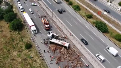 Son dakika haberleri: Sancaktepe TEM Otoyolu'nda TIR kazası: TEM trafiğe kapandı