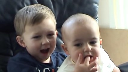 "Charlie bit my finger" se eliminará de YouTube después de venderse como por $760,000