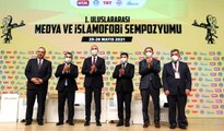 1. Uluslararası Medya ve İslamofobi Sempozyumu - Kamu Başdenetçisi Şeref Malkoç