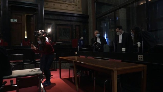 La UE acusa a AstraZeneca de violación flagrante de contrato de vacunas anticovid