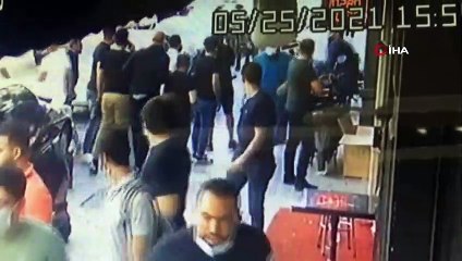 Fatih’te maske takma kavgası kanlı bitti : 1 yaralı