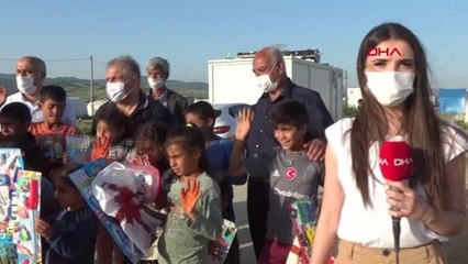 MEVSİMLİK İŞÇİLERİN ÇOCUKLARINA OYUNCAK SÜRPRİZİ