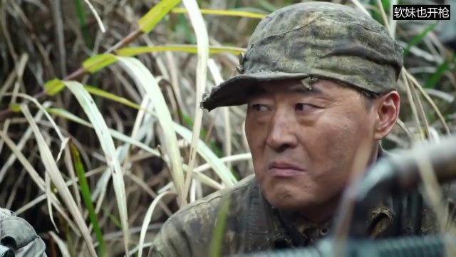 The Japanese army rounded up 3 special forces. Unexpectedly, the other side used reeds as a cover to hunt the Japanese army wildly!