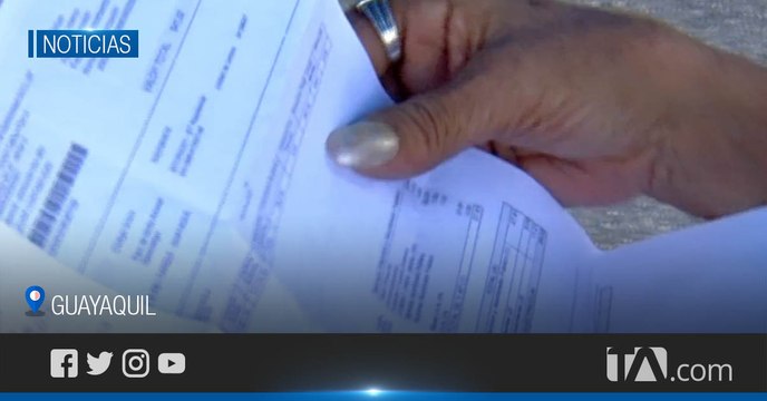 Ciudadanos de Guayaquil afirman que las planillas de energía eléctrica vienen con costos excesivos