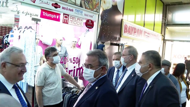ANKARA - CHP Ekonomi Masası heyeti, Ulus esnafını ziyaret etti