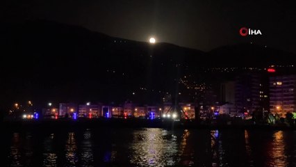 Amanos Dağları'nda ‘Süper Ay’ görsel şölen oluşturdu