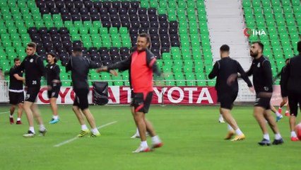 Sakaryaspor, Atatürk Stadyumu’ndaki son idmanına çıktı