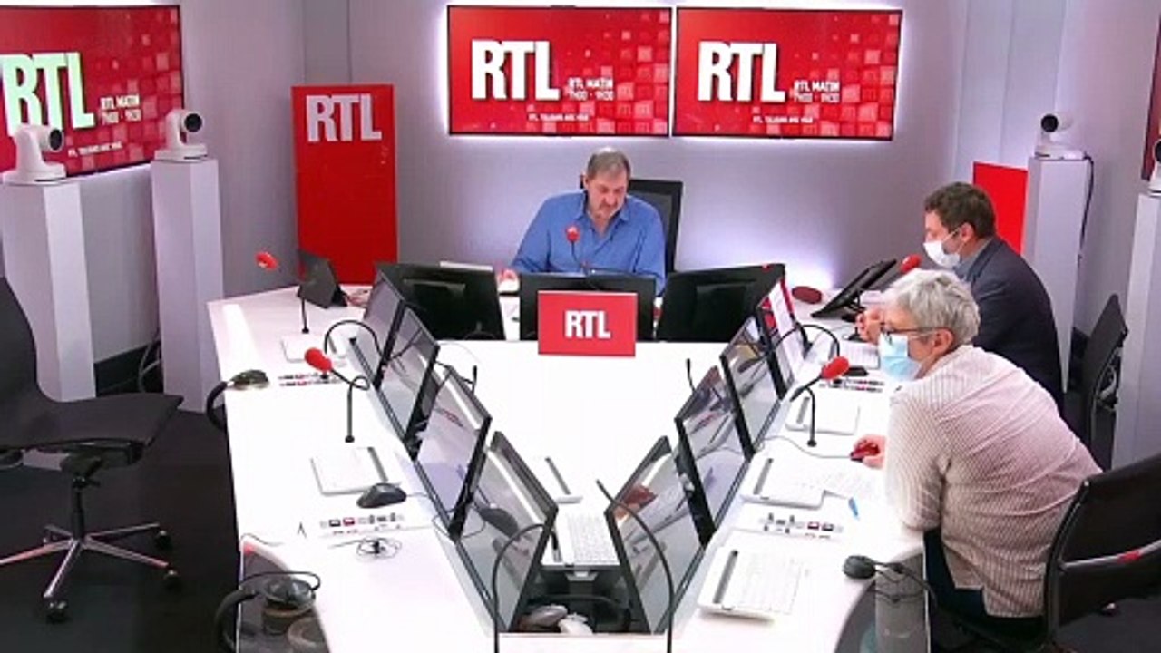 Présidentielle 2022 : comment Emmanuel Macron pose son décor et sa vision