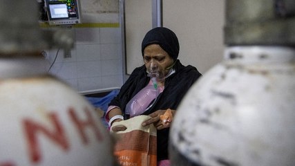 India sees single-day spike of 2.11 lakh Covid-19 cases