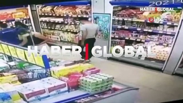 Markette alışveriş yapan kadının gizli fotoğrafını çeken şüpheli aranıyor