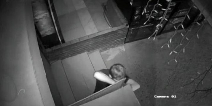 Son dakika haberi! Üsküdar'da kısıtlama saatinde '1 paket kuruyemiş' hırsızlığı kamerada