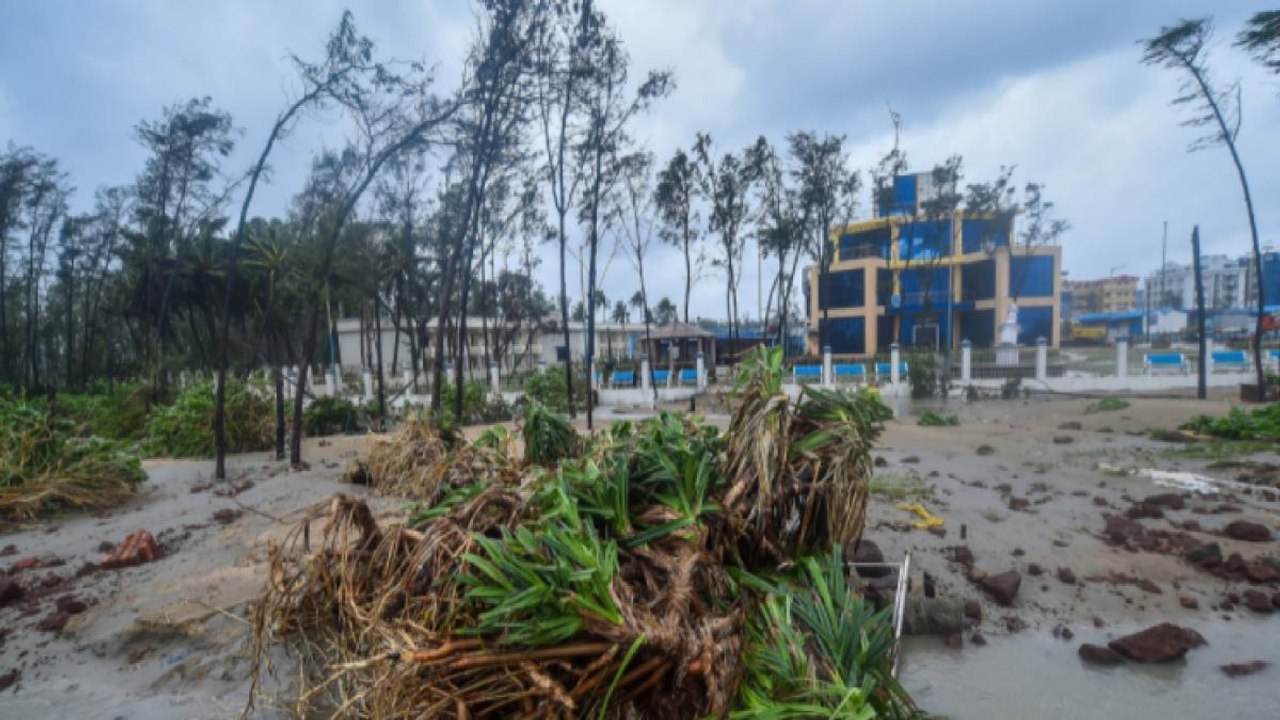 Bengal-Odisha में तबाही, अब Jharkhand-Bihar पर क्या असर डालेगा Yaas Cyclone?