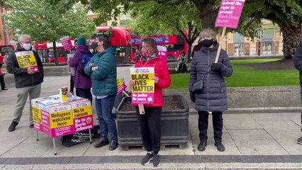 George Floyd cinayetinin ardından geçen bir yılda İngiltere'deki siyahilerin şartları iyileşmedi