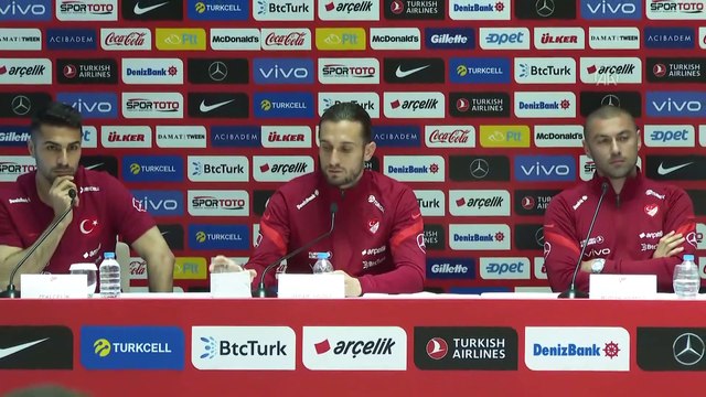 ANTALYA - Milli futbolcular Burak Yılmaz, Yusuf Yazıcı ve Zeki Çelik basın toplantısı düzenledi (3)