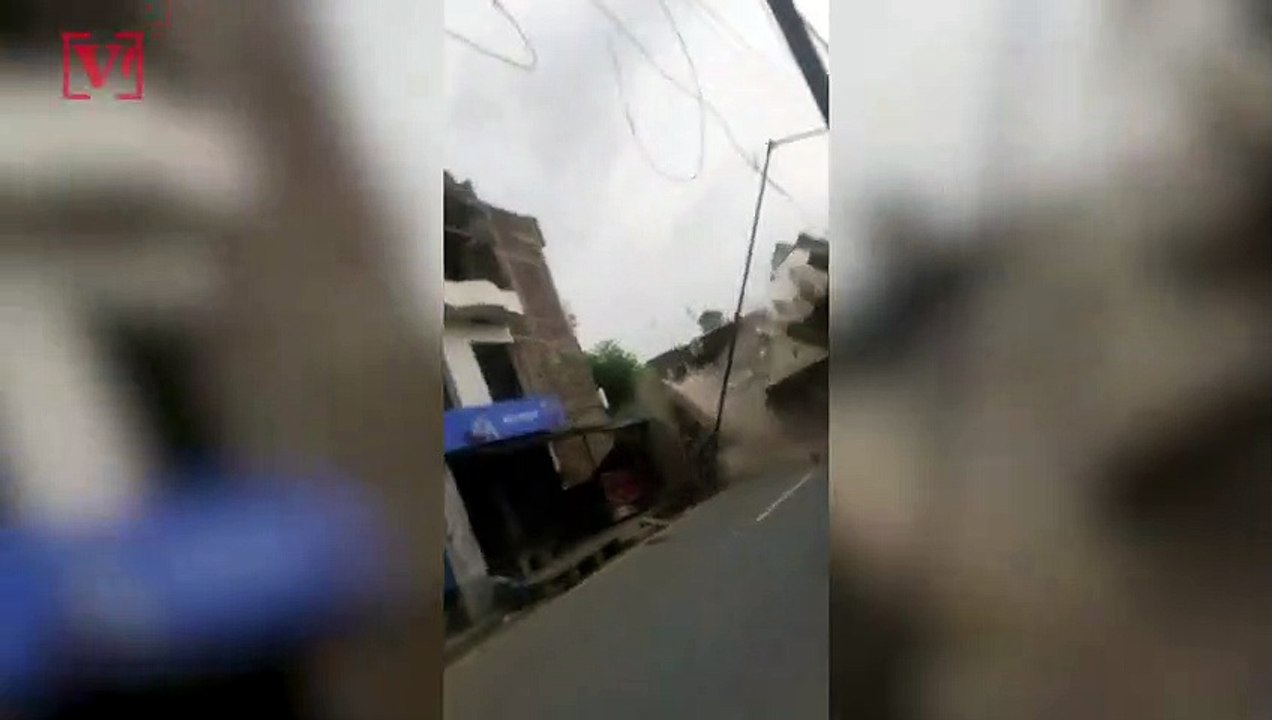 Watch the Shocking Moment a Three-Story Building Suddenly Collapsed Onto a Busy Road